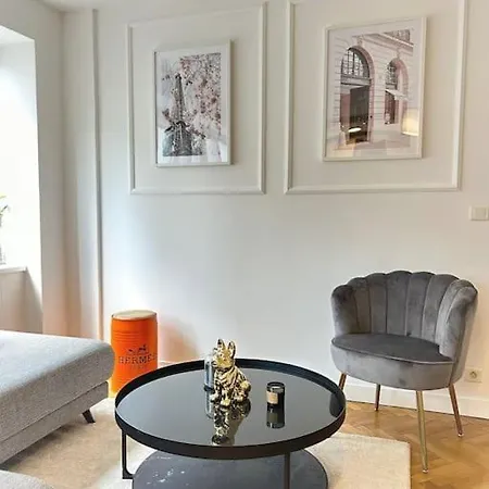 Sublime Flat - Heart Of - Le Marais Apartment