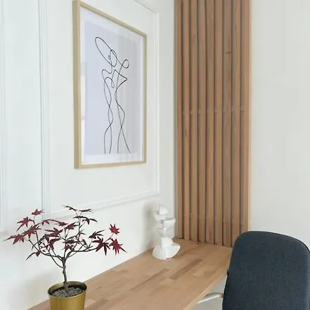 Sublime Flat - Heart Of - Le Marais